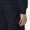 Bermuda cargo slim fit con tasche con cerniera. Bermuda cargo slim fit con tasche con cerniera.