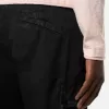 Bermuda cargo slim fit con tasche con cerniera. Bermuda cargo slim fit con tasche con cerniera.
