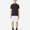 Bermuda dalla vestibilità regolare con elastico in vita. Bermuda dalla vestibilità regolare con elastico in vita.