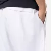 Bermuda dalla vestibilità regolare con elastico in vita. Bermuda dalla vestibilità regolare con elastico in vita.