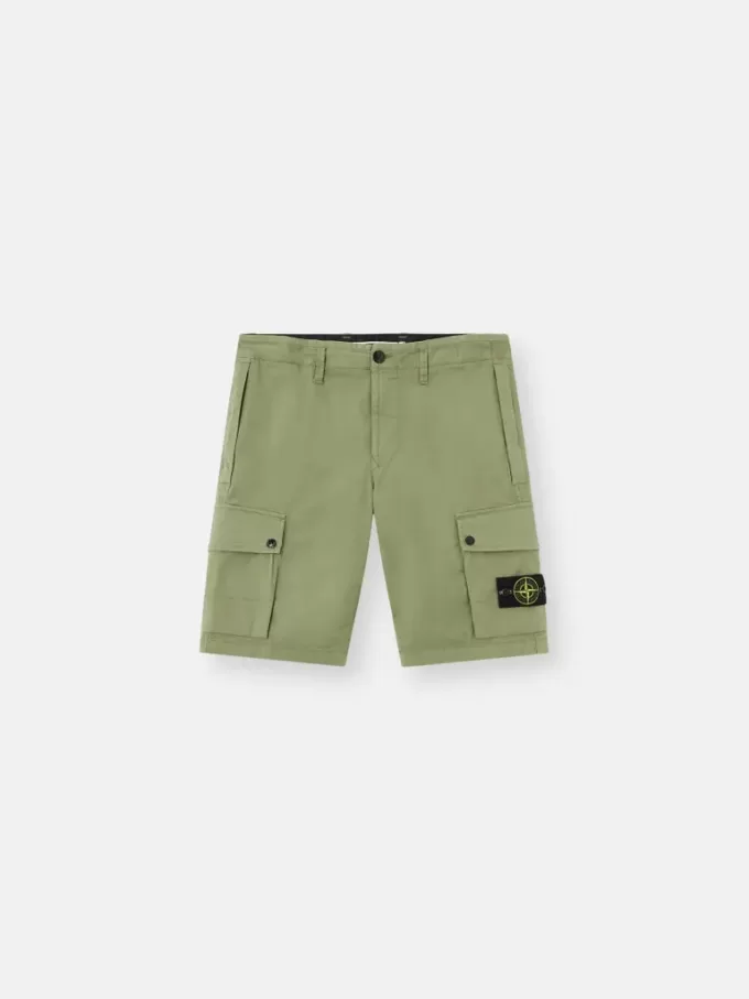 Bermuda slim fit con tasche con cerniera Bermuda slim fit con tasche con cerniera