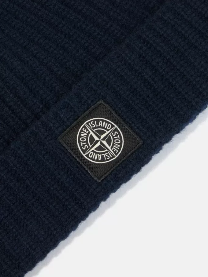 Berretto con toppa Compass e bordo a costine Berretto con toppa Compass e bordo a costine