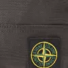 Borsa a sacca con tasche multiple e chiusura superiore con cerniera. Borsa a sacca con tasche multiple e chiusura superiore con cerniera.