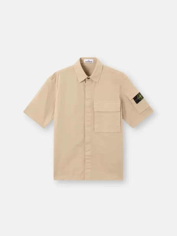 Camicia a maniche corte comoda con tasche sul petto e sulle maniche