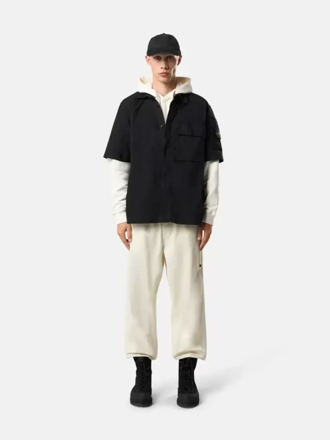 Camicia a maniche corte comoda con tasche sul petto e sulle maniche Camicia a maniche corte comoda con tasche sul petto e sulle maniche