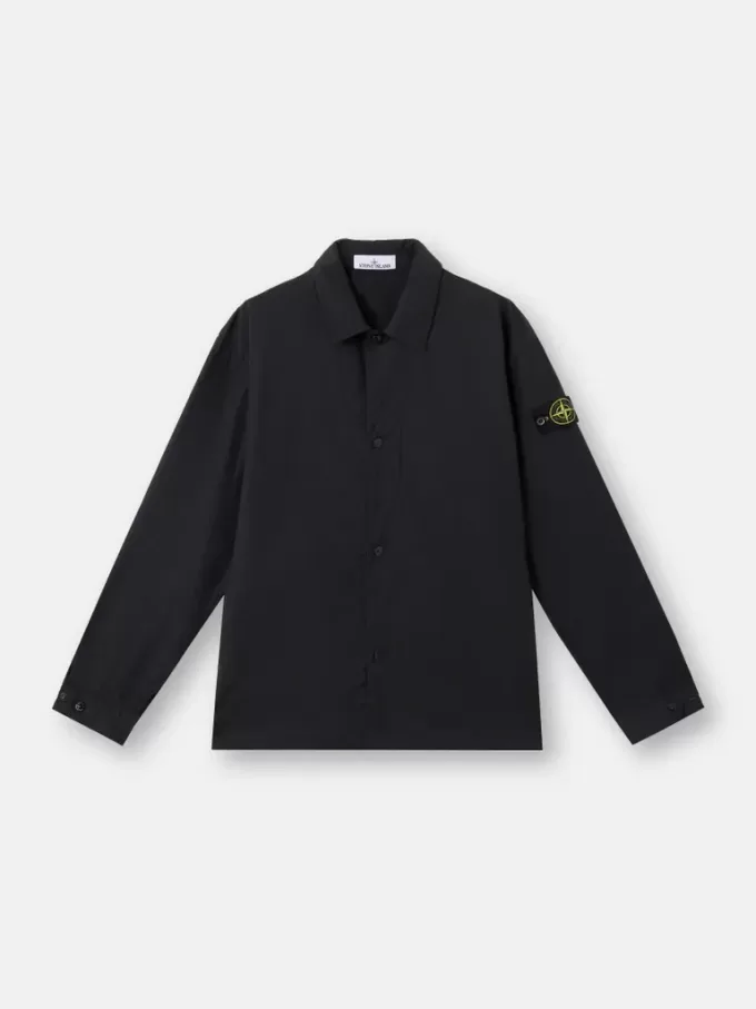 Camicia oversize comoda con tasche laterali e chiusura a scatto Camicia oversize comoda con tasche laterali e chiusura a scatto