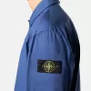 Camicia oversize comoda con tasche laterali e chiusura a scatto Camicia oversize comoda con tasche laterali e chiusura a scatto