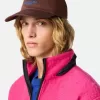 Cappellino da baseball con cinturino regolabile e ricamo Cappellino da baseball con cinturino regolabile e ricamo