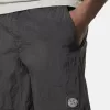 Costume da bagno di media lunghezza con vestibilità regolare e tasche Costume da bagno di media lunghezza con vestibilità regolare e tasche
