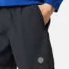 Costume da bagno di media lunghezza con vestibilità regolare e tasche Costume da bagno di media lunghezza con vestibilità regolare e tasche