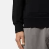 Felpa con cappuccio dalla vestibilità regolare con tasca a marsupio. Felpa con cappuccio dalla vestibilità regolare con tasca a marsupio.