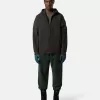 Felpa con cappuccio e zip, vestibilità regolare, con tasche sulle maniche. Felpa con cappuccio e zip, vestibilità regolare, con tasche sulle maniche.