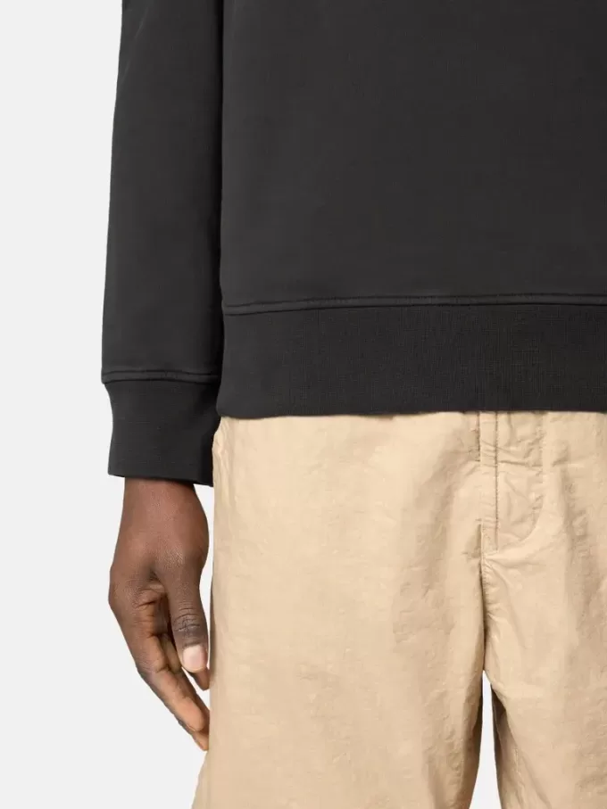 Felpa con mezza zip e tasche applicate