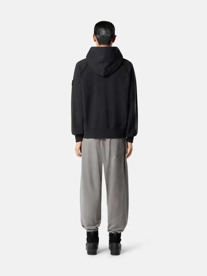 Felpa oversize con cappuccio e maniche raglan. Felpa oversize con cappuccio e maniche raglan.