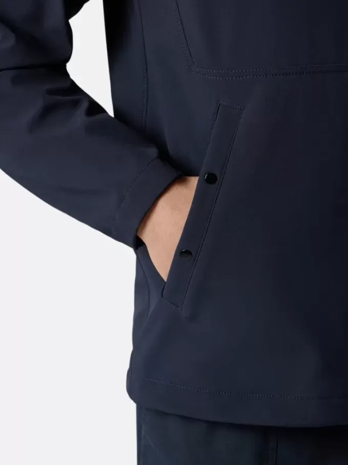Giacca antivento e idrorepellente con cappuccio nascosto. Giacca antivento e idrorepellente con cappuccio nascosto.