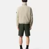 Giacca camicia con cappuccio anti-caduta e nascosto. Giacca camicia con cappuccio anti-caduta e nascosto.