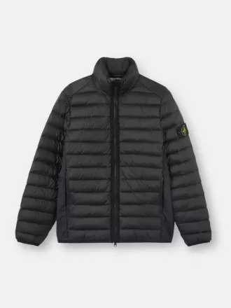 Giacca con cappuccio e trattamento idrorepellente Giacca con cappuccio e trattamento idrorepellente