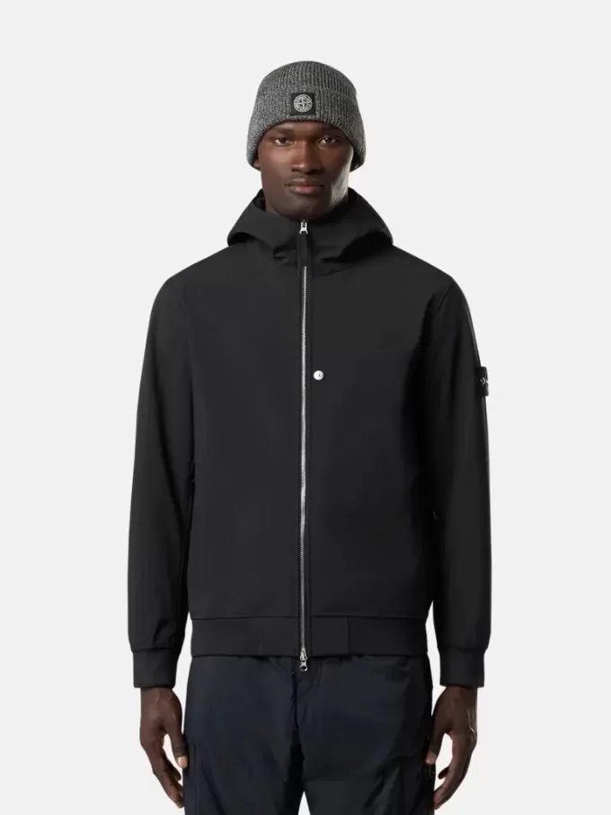 Giacca leggera con cappuccio e membrana resistente alle intemperie Giacca leggera con cappuccio e membrana resistente alle intemperie