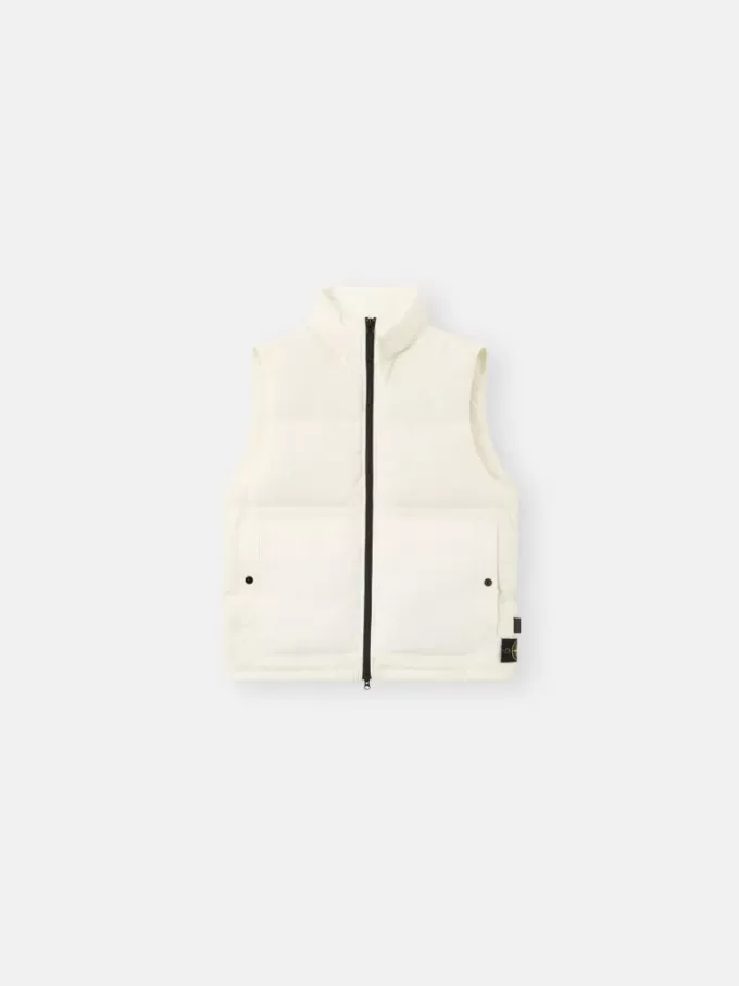Gilet con finitura idrorepellente e tasche con bottoni a pressione Gilet con finitura idrorepellente e tasche con bottoni a pressione