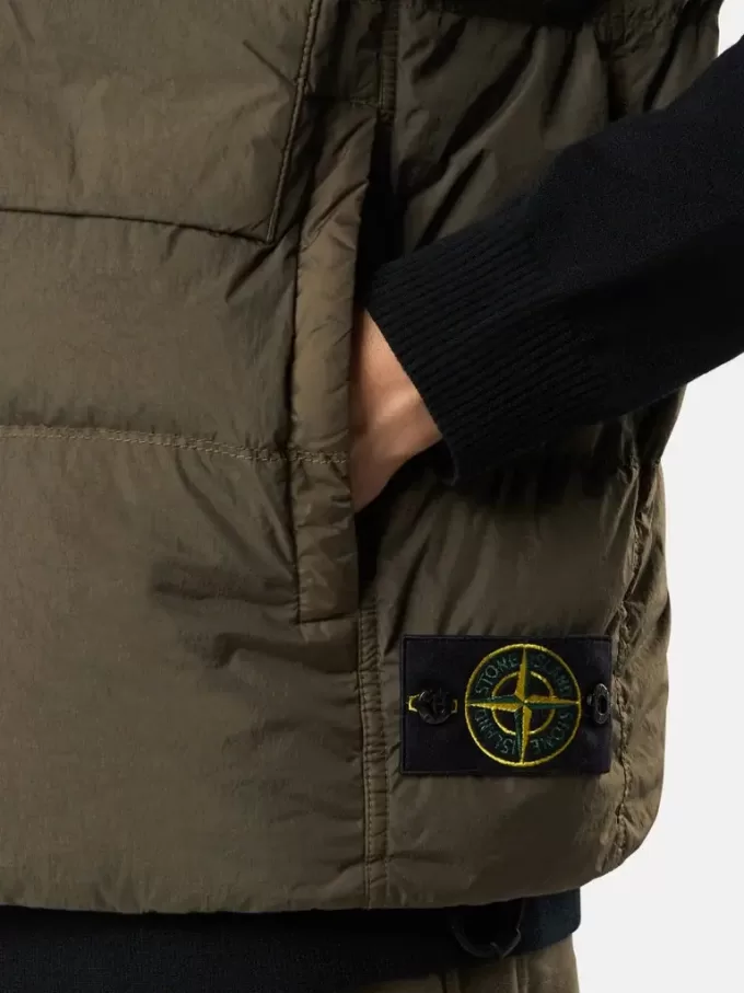 Gilet in piuma con resistenza al vento e tasche con cerniera
