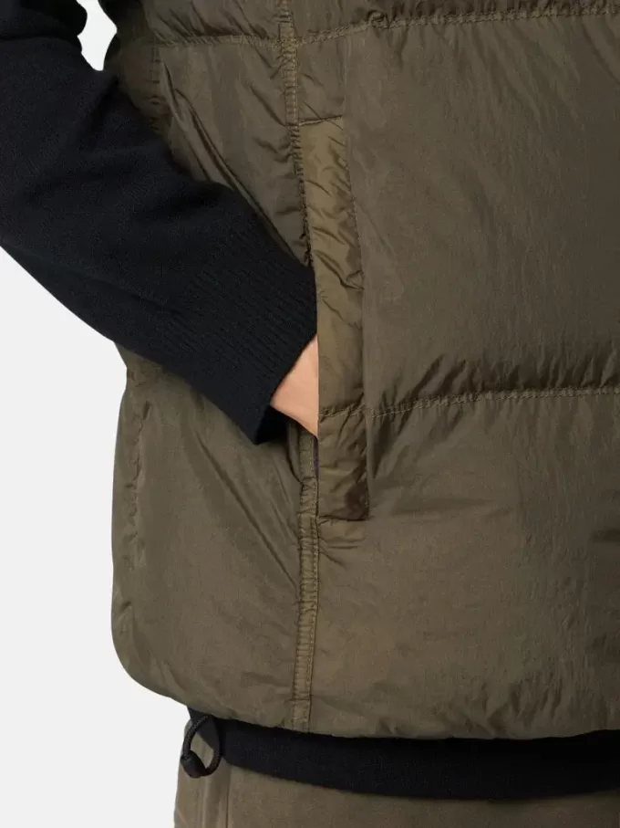Gilet in piuma con resistenza al vento e tasche con cerniera