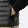 Gilet leggero con cerniera e trattamento anti-goccia Gilet leggero con cerniera e trattamento anti-goccia