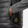 Gilet leggero con cerniera e trattamento anti-goccia Gilet leggero con cerniera e trattamento anti-goccia