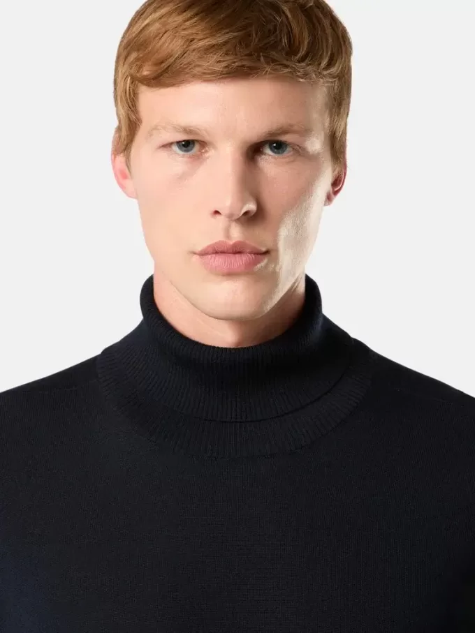 Maglione a collo alto con bordi a costine
