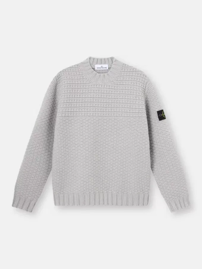 Maglione con collo alto e ampie rifiniture a coste