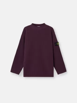 Maglione con collo alto e dettagli a cuciture rovesciate Maglione con collo alto e dettagli a cuciture rovesciate