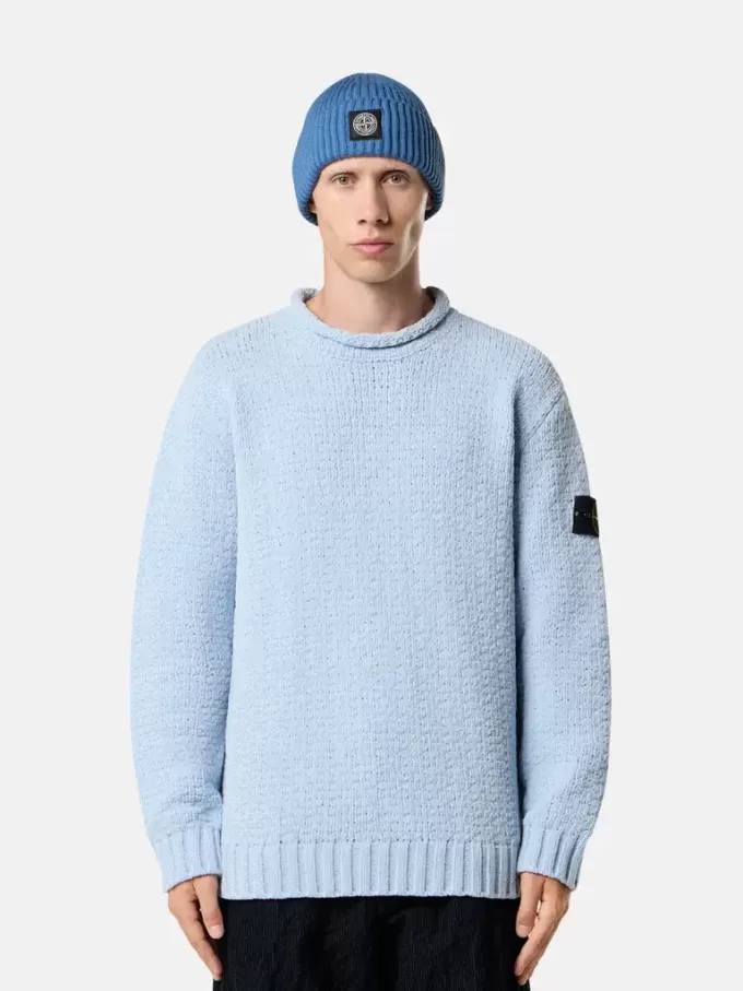 Maglione con collo alto e dettagli a cuciture rovesciate