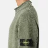 Maglione con collo alto e dettagli a cuciture rovesciate