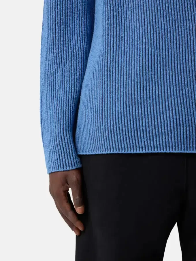 Maglione con collo alto e texture a costine vanisé Maglione con collo alto e texture a costine vanisé