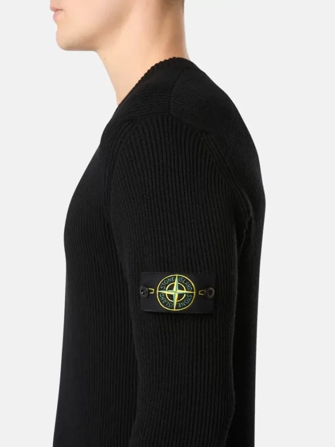 Maglione girocollo con bordi a costine