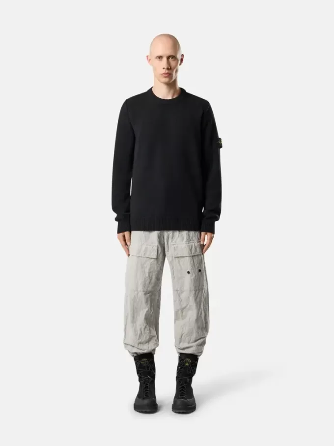 Maglione girocollo con dettagli a maglia rovesciata Maglione girocollo con dettagli a maglia rovesciata