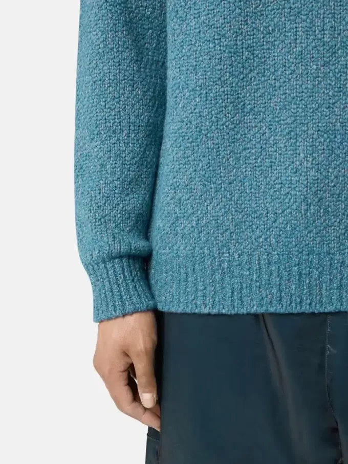 Maglione girocollo con maniche raglan