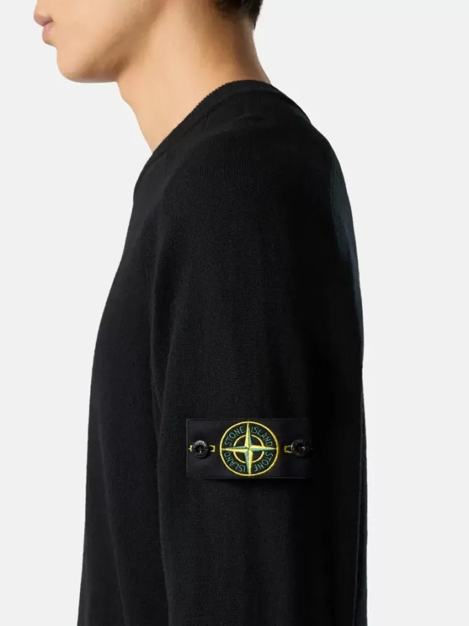 Maglione girocollo con maniche raglan e bordi a costine