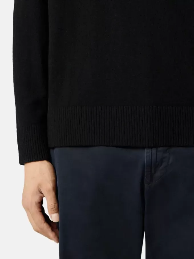 Maglione girocollo con maniche raglan e bordi a costine