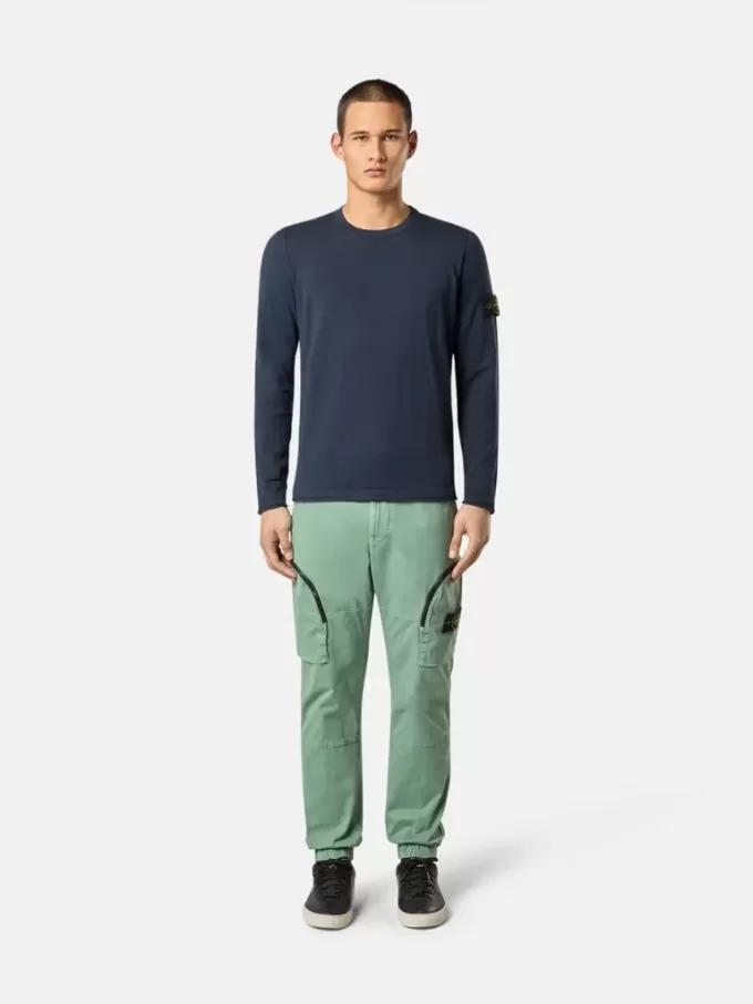 Maglione girocollo con piccoli dettagli arrotolati