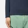 Maglione girocollo con piccoli dettagli arrotolati