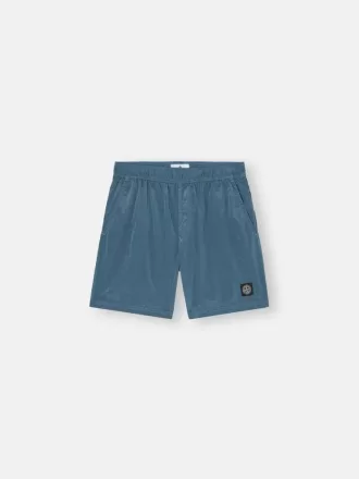 Morbidi pantaloncini da bagno con tasche e fodera in rete.