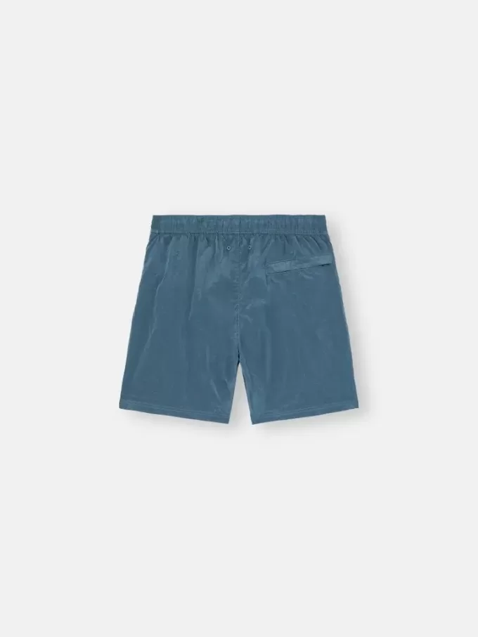 Morbidi pantaloncini da bagno con tasche e fodera in rete. Morbidi pantaloncini da bagno con tasche e fodera in rete.