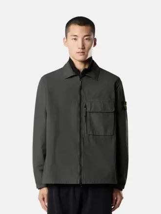Overshirt comoda con tasche sul petto a strati Overshirt comoda con tasche sul petto a strati