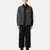 Overshirt comoda con tasche sul petto a strati Overshirt comoda con tasche sul petto a strati