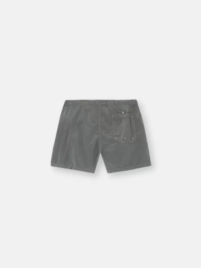 Pantaloncini da bagno slim fit con tasche e fodera in rete Pantaloncini da bagno slim fit con tasche e fodera in rete