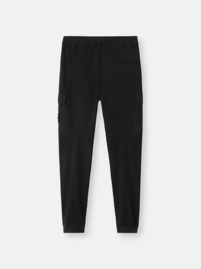 Pantaloni cargo dal taglio regolare e affusolato con elastico in vita Pantaloni cargo dal taglio regolare e affusolato con elastico in vita