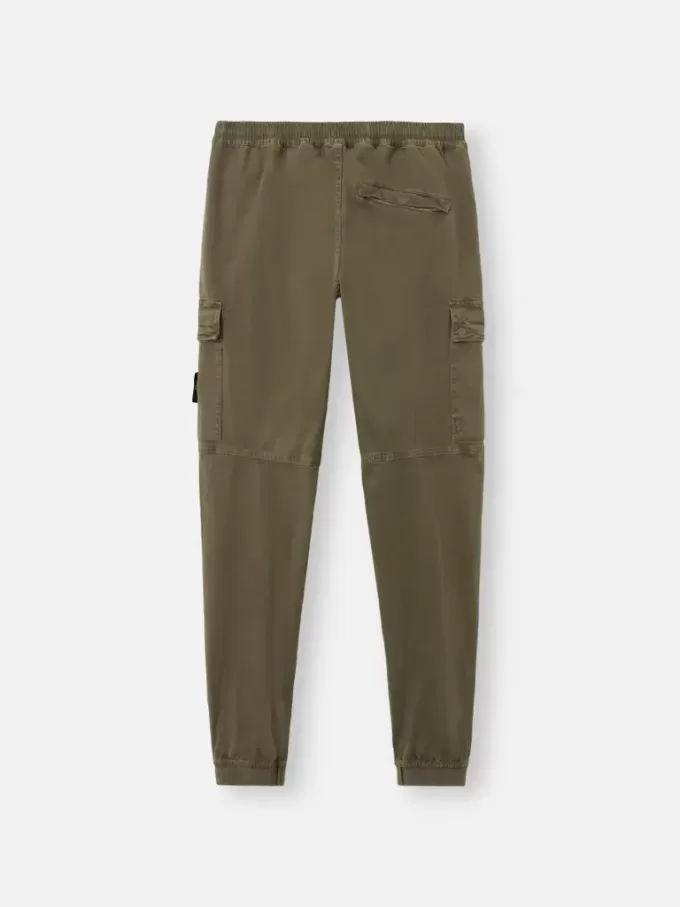 Pantaloni cargo dal taglio regolare e affusolato con elastico in vita Pantaloni cargo dal taglio regolare e affusolato con elastico in vita