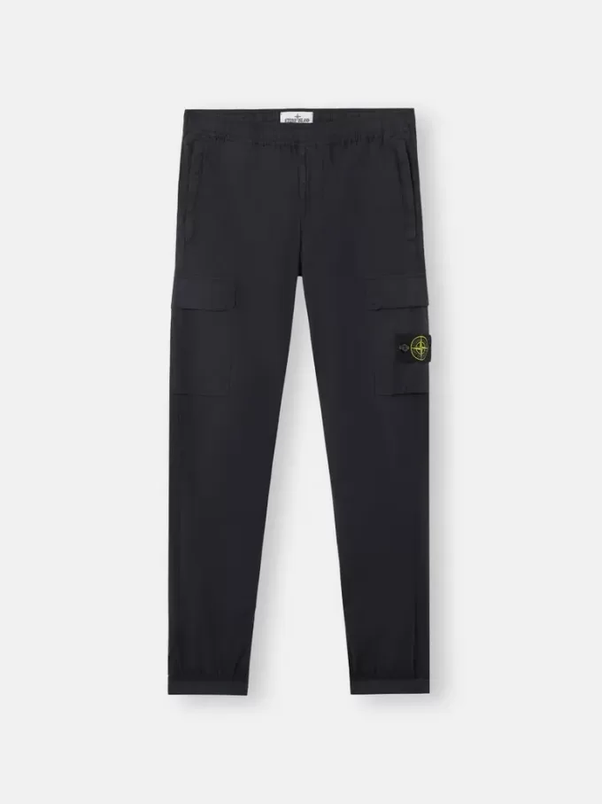 Pantaloni cargo dal taglio regolare e affusolato con tasche con cerniera.
