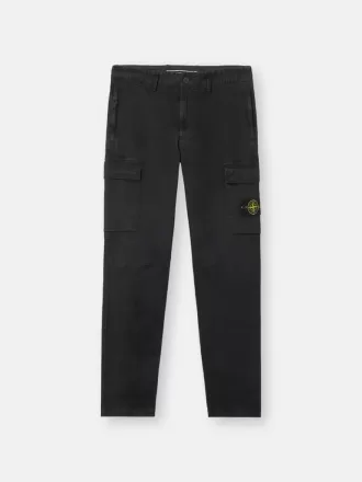 Pantaloni cargo dal taglio regolare e affusolato con tasche con cerniera.