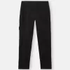 Pantaloni cargo dal taglio regolare e affusolato con tasche con cerniera. Pantaloni cargo dal taglio regolare e affusolato con tasche con cerniera.